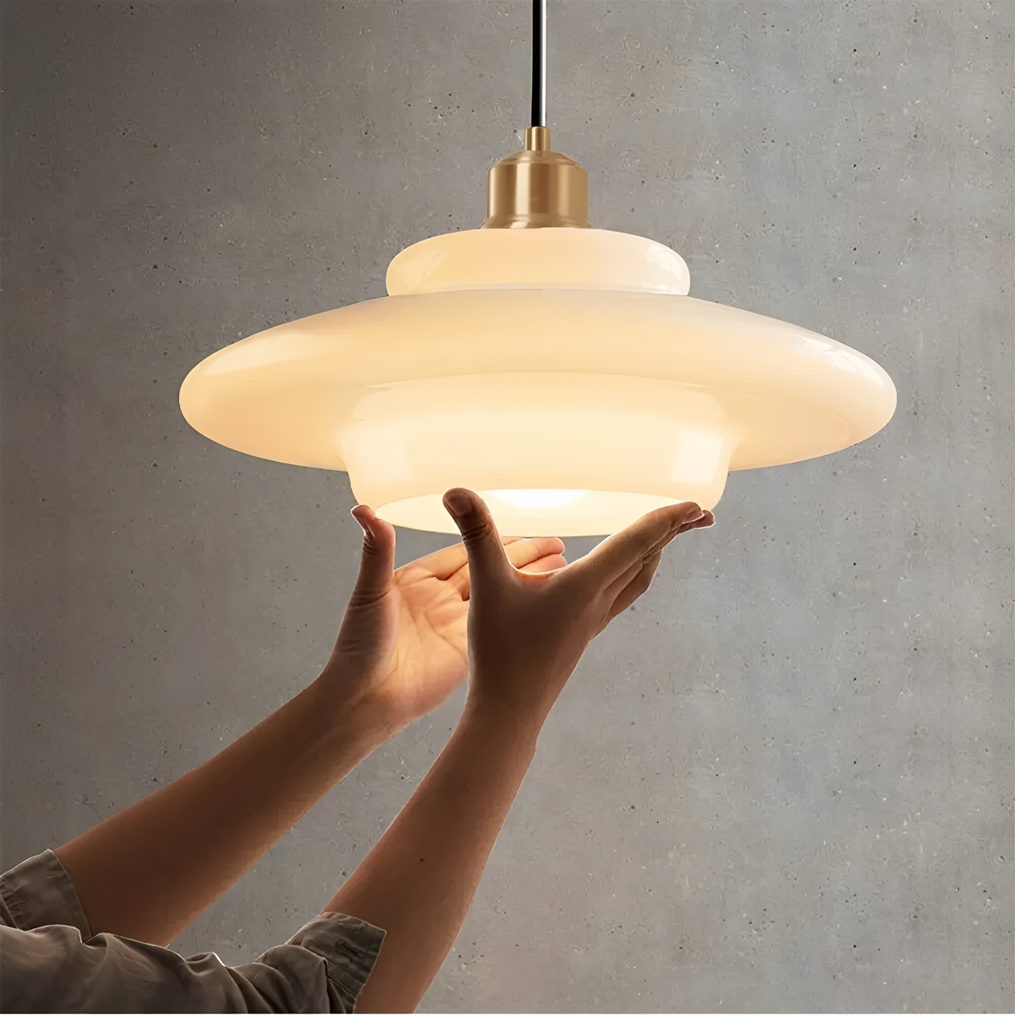 Hagen – Mid-Century Glas-Pendelleuchte