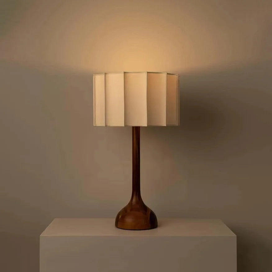 Kaito – Moderne Tischlampe im japanischen Stil
