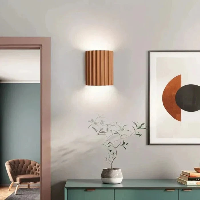 Theo – Nordic Design Resin Wandleuchte