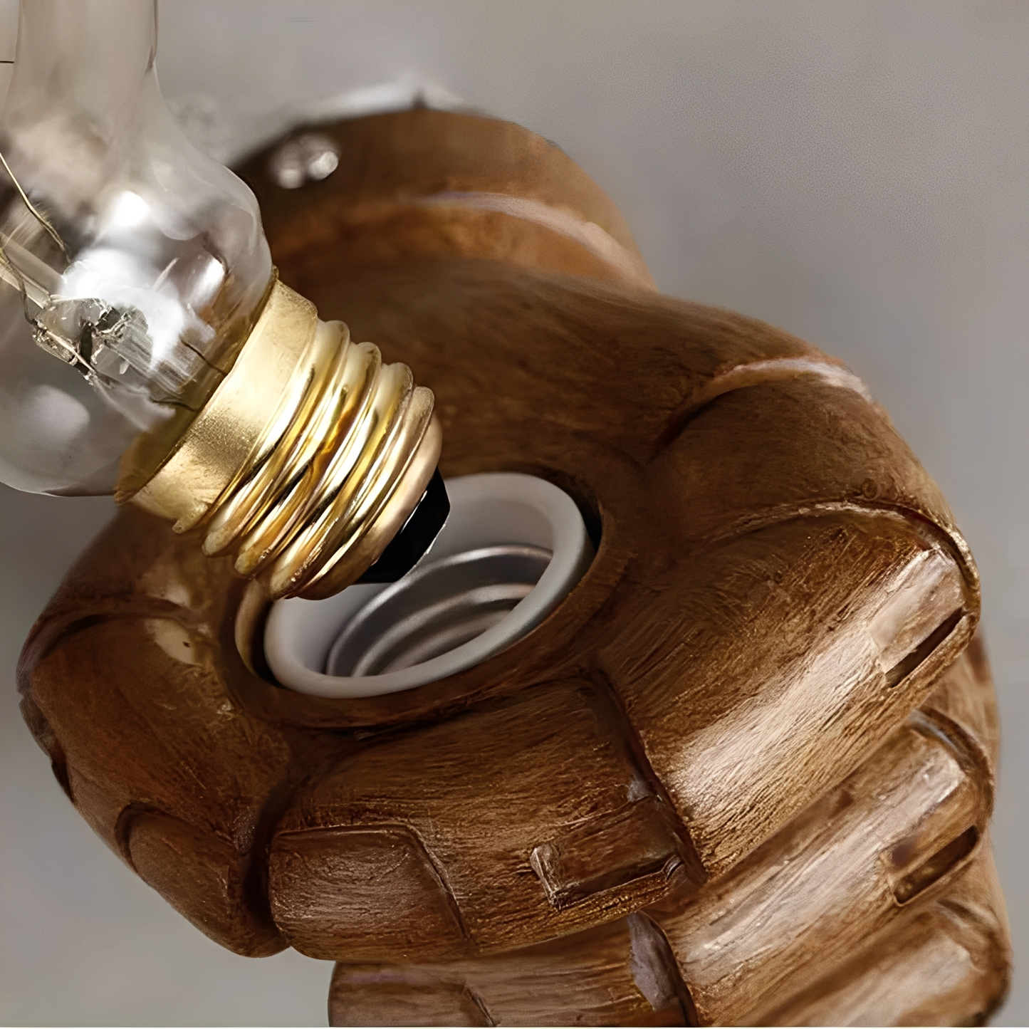 Magnus – Retro Handmodell Wandlampe