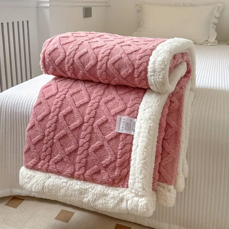 Noemi – Doppelt dicke Jacquard-Berberfleece-Decke