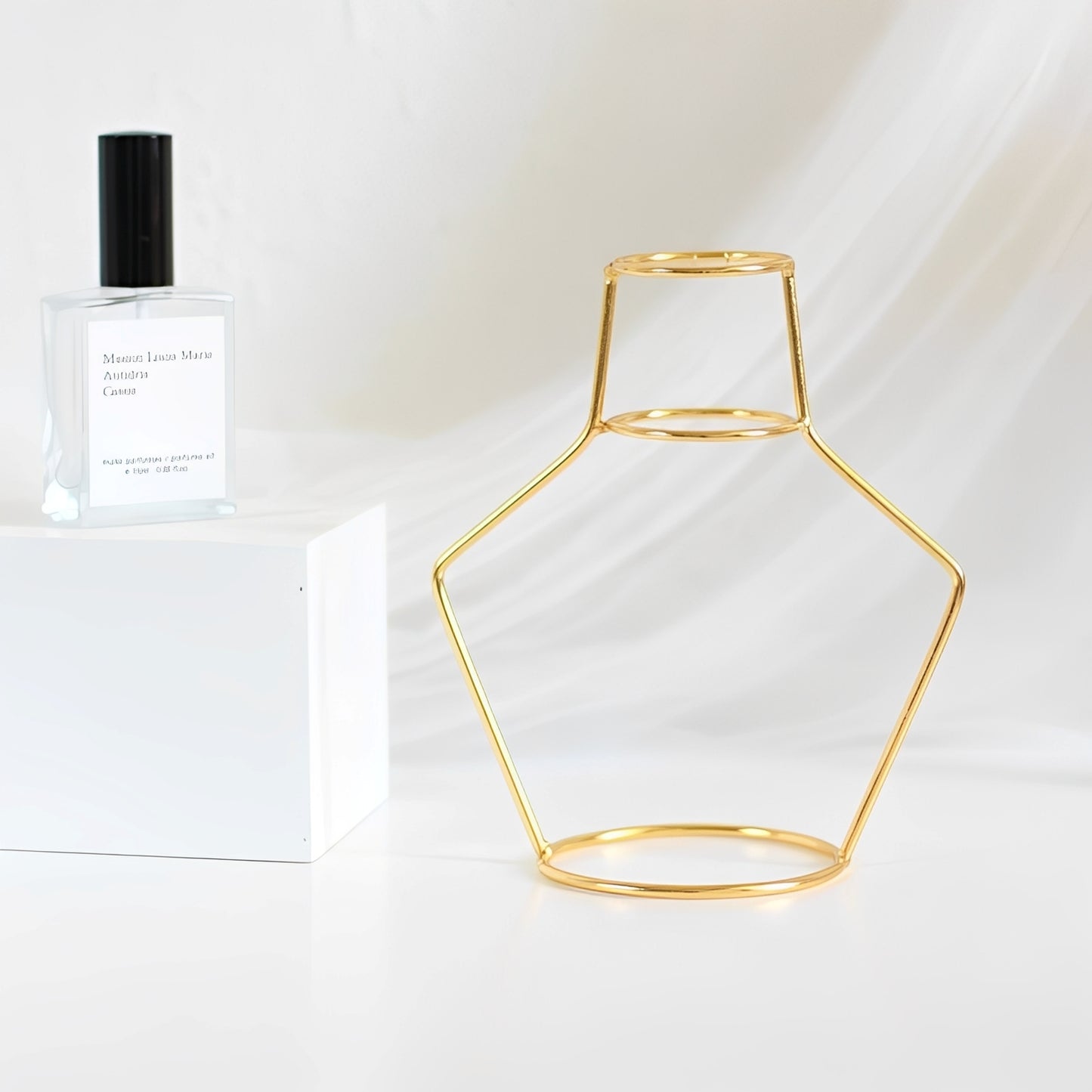 Anne – Pflanzvase aus Eisen