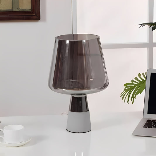 Sivra – Nordische postmoderne Tischlampe