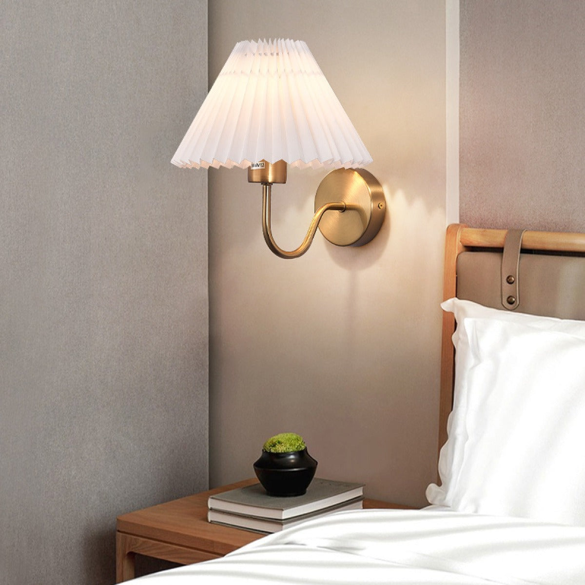 Jin – Moderne Minimalistische Plissierte Wandlampe