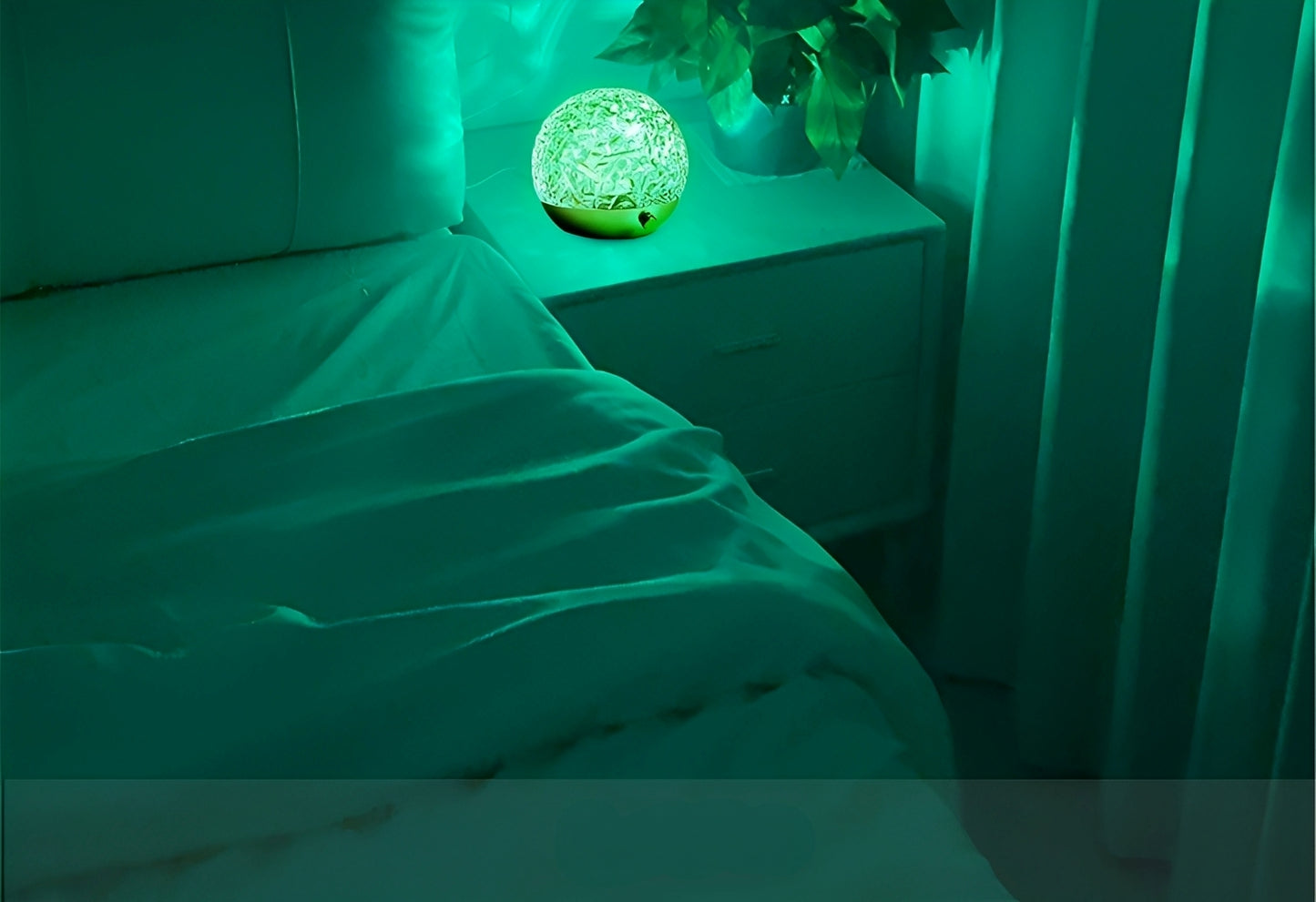 Lyra – Kristall-Stimmungslicht mit Wasserwellen-Projektion
