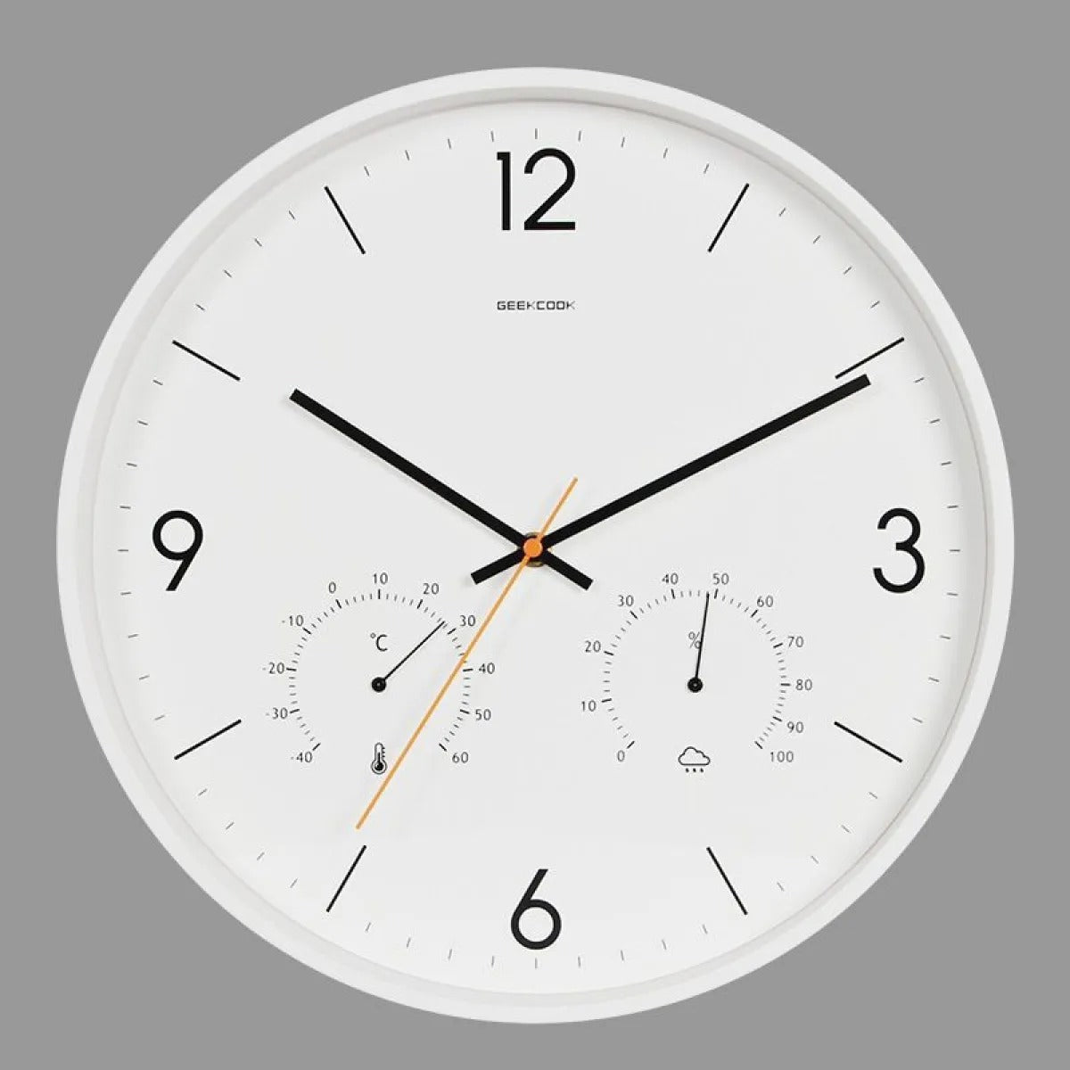 Kjell – Schlichte Nordische Wanduhr