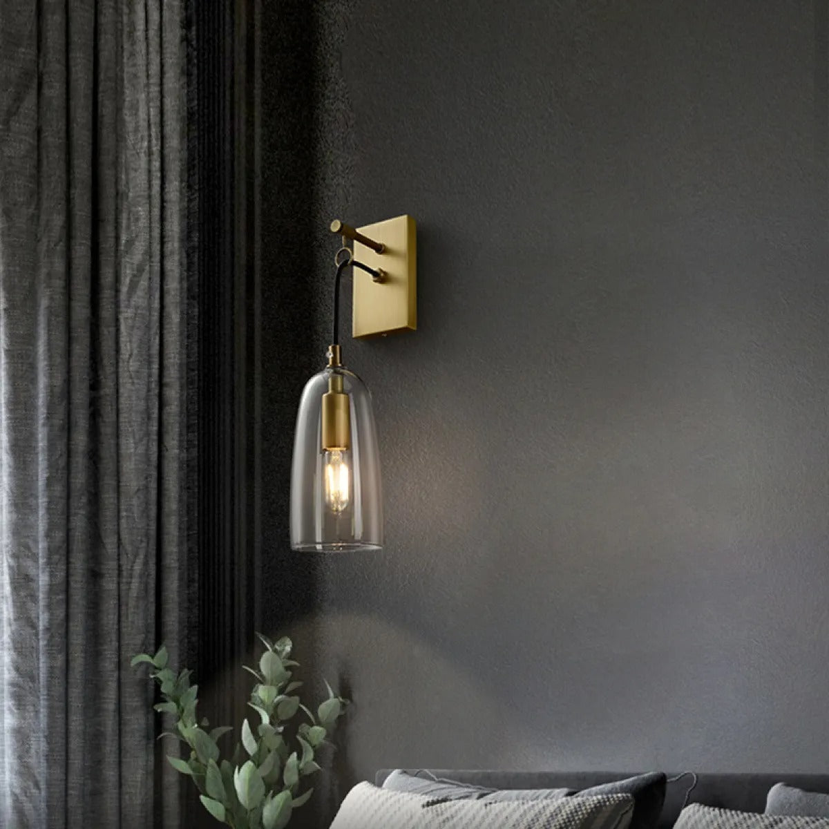 Lavio – Designer Glas-Wandleuchte