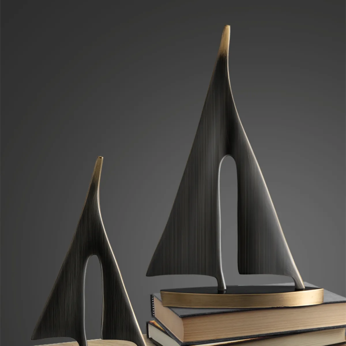 Aurelian – Segelboot-Skulptur