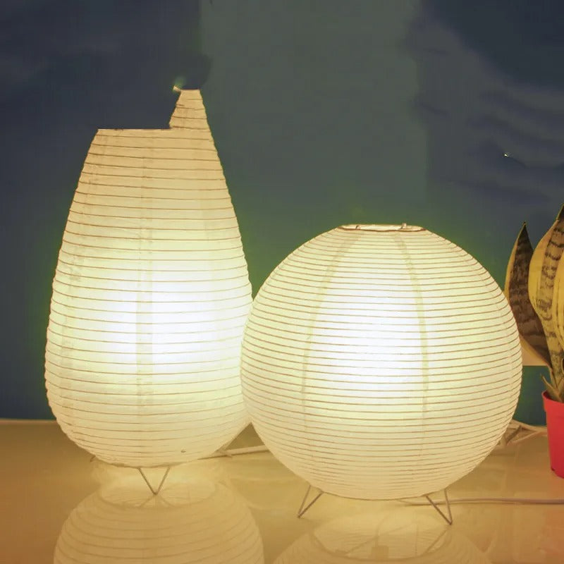 Aiko – Japanische Reispapier Tischlampe