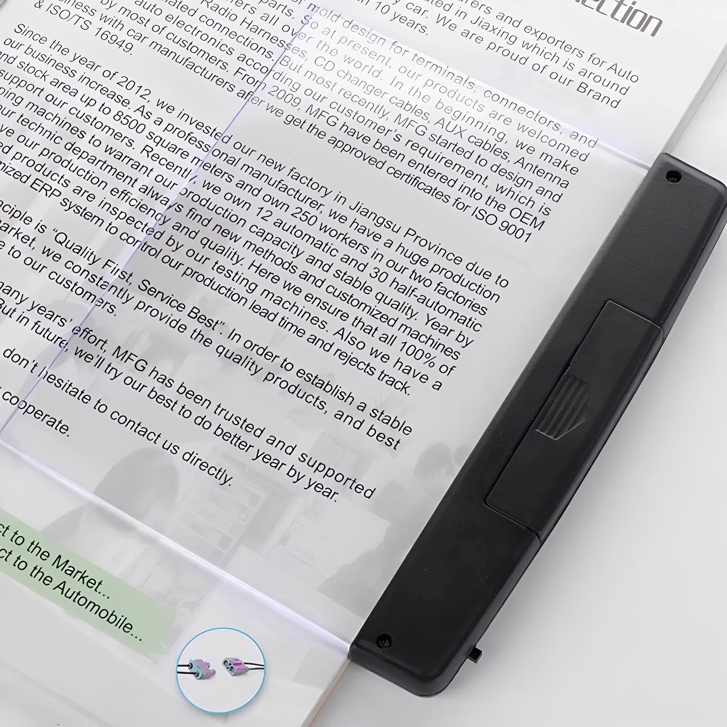 Kai – LED Leselicht im Tablet-Design für Nachtbeleuchtung