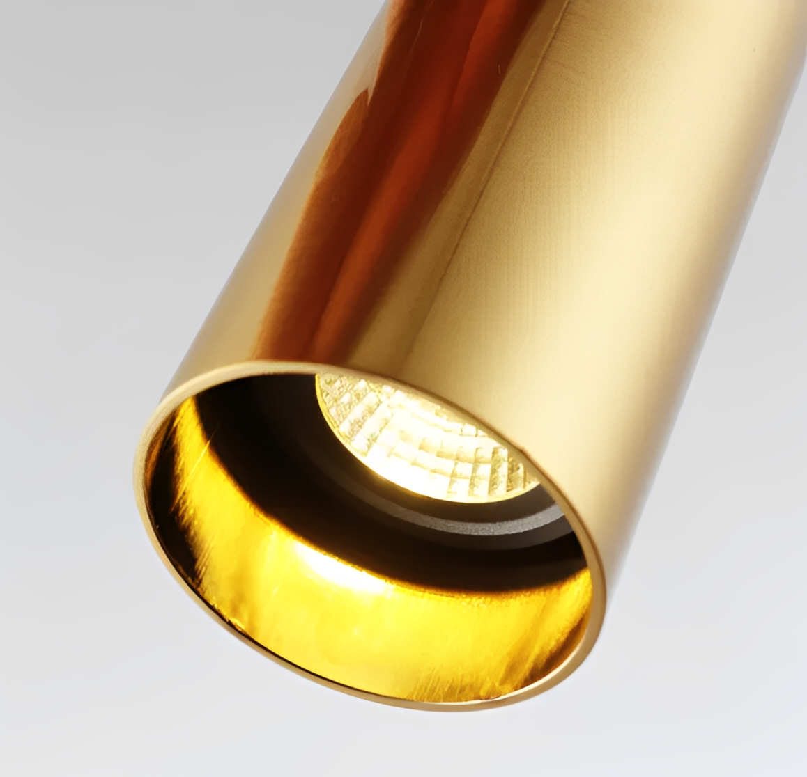 Sven – Moderne Aluminium-Deckenlampe