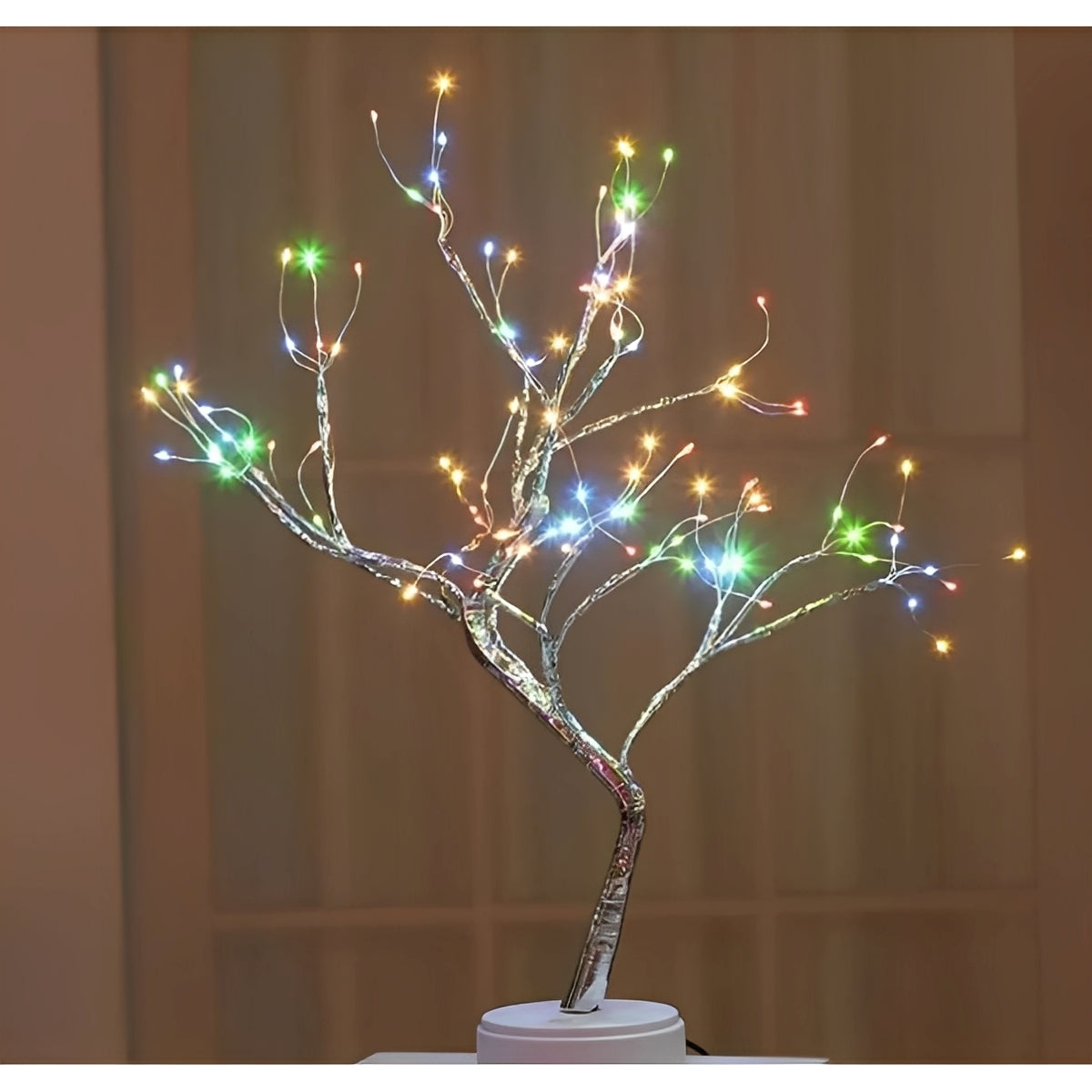 Stella – Farbwechselnde LED-Baumlampe