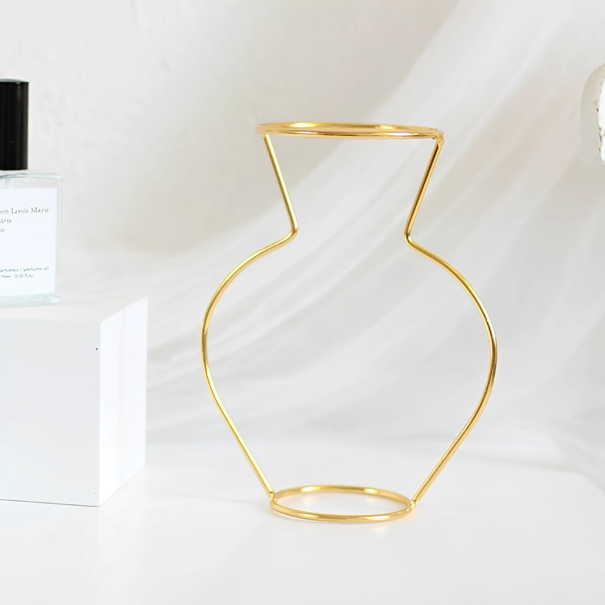 Anne – Pflanzvase aus Eisen