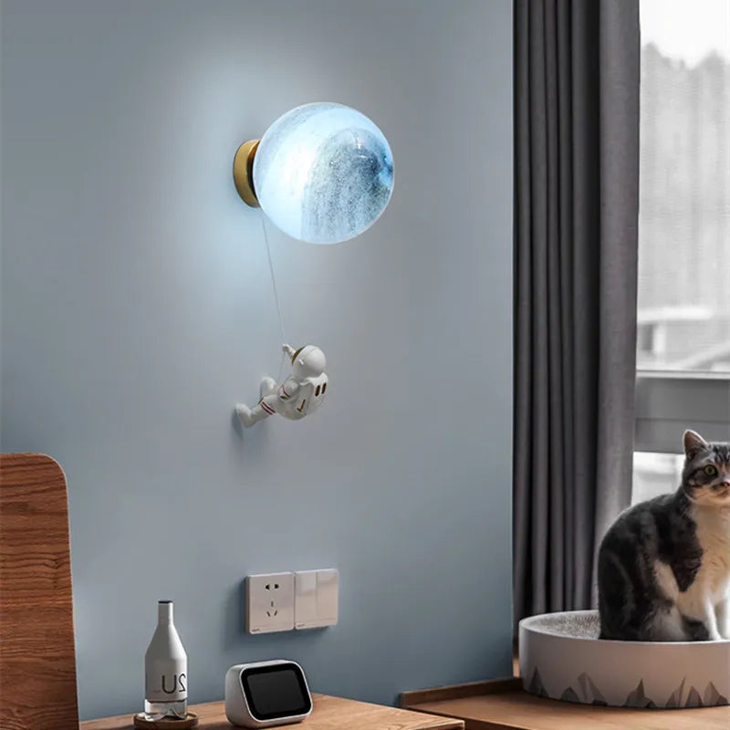 Cosmo – Astronauten-Wandlampe
