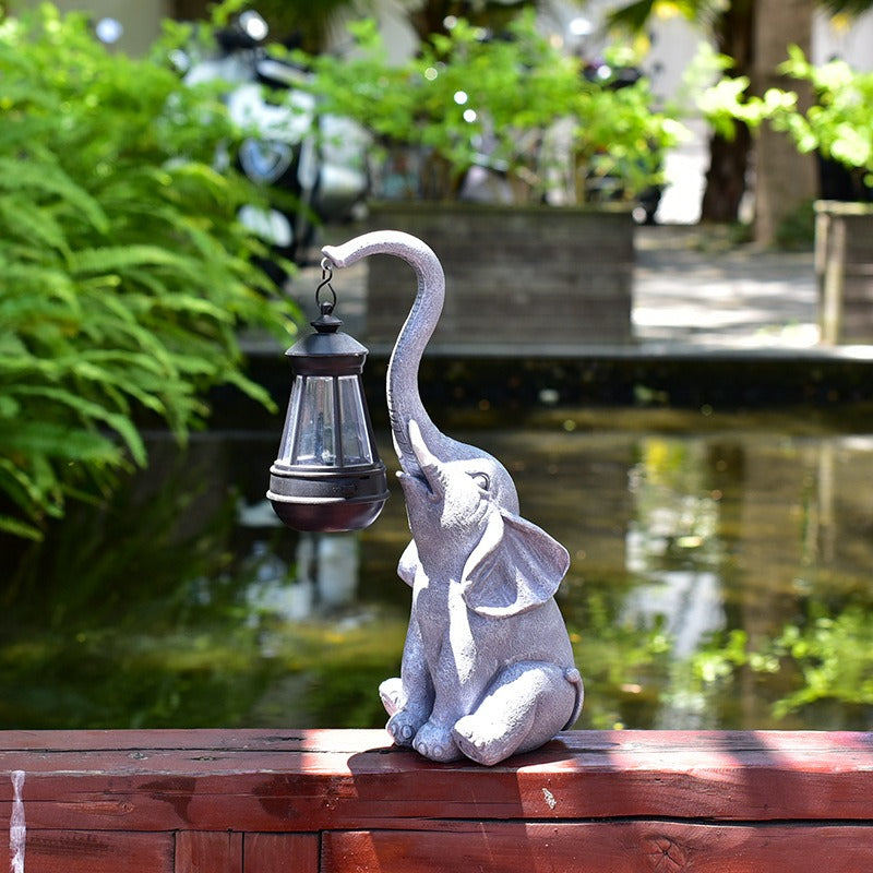 Rajan – Solar-Gartenlampe Elefant aus Harz