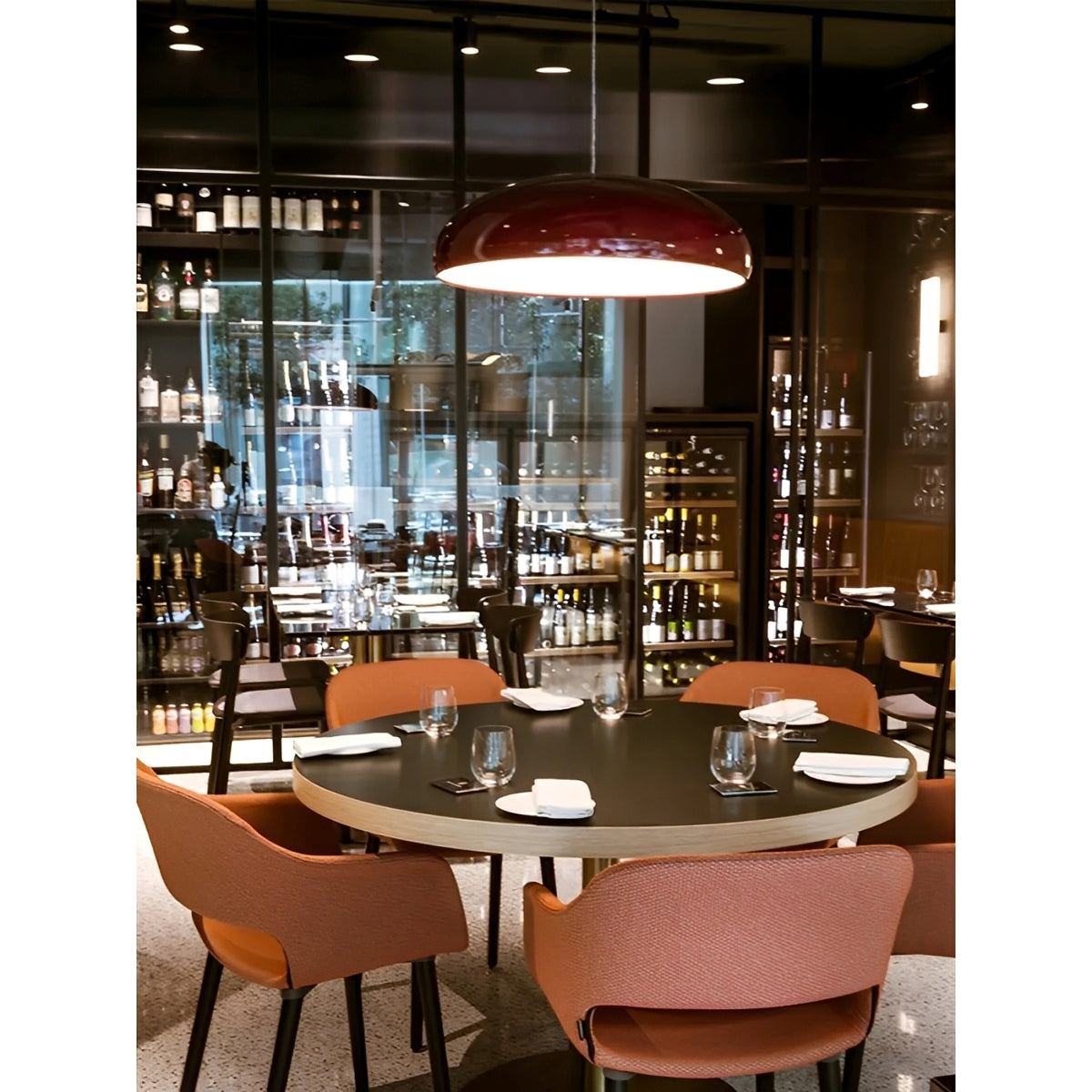 Soren – Moderne Orange Restaurant-Pendelleuchte