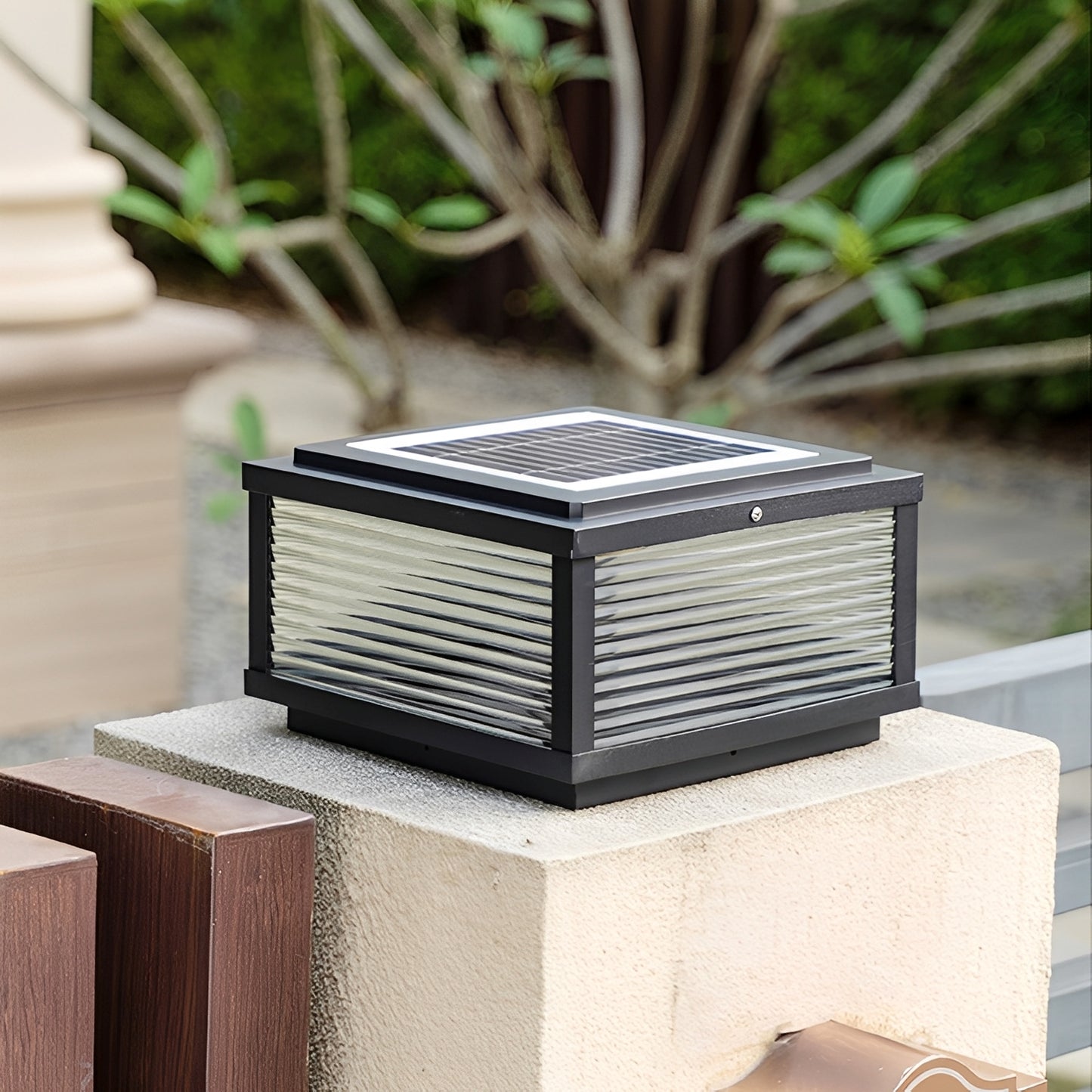 Solvian – Solarbetriebene LED-Pfeiler- und Wandleucht