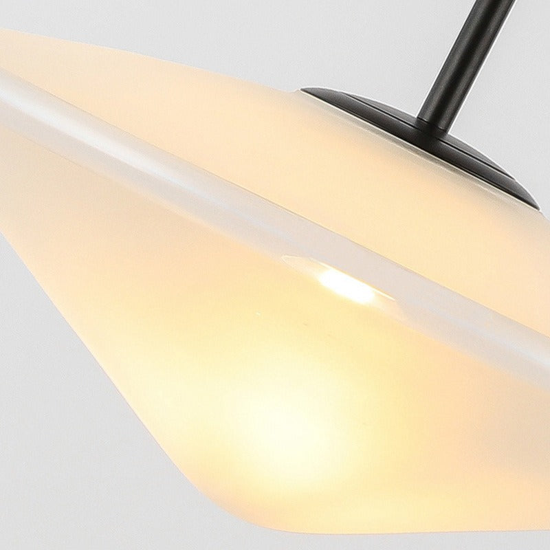 Lerio – Nordische Post-Moderne UFO-Glas-Kronleuchter