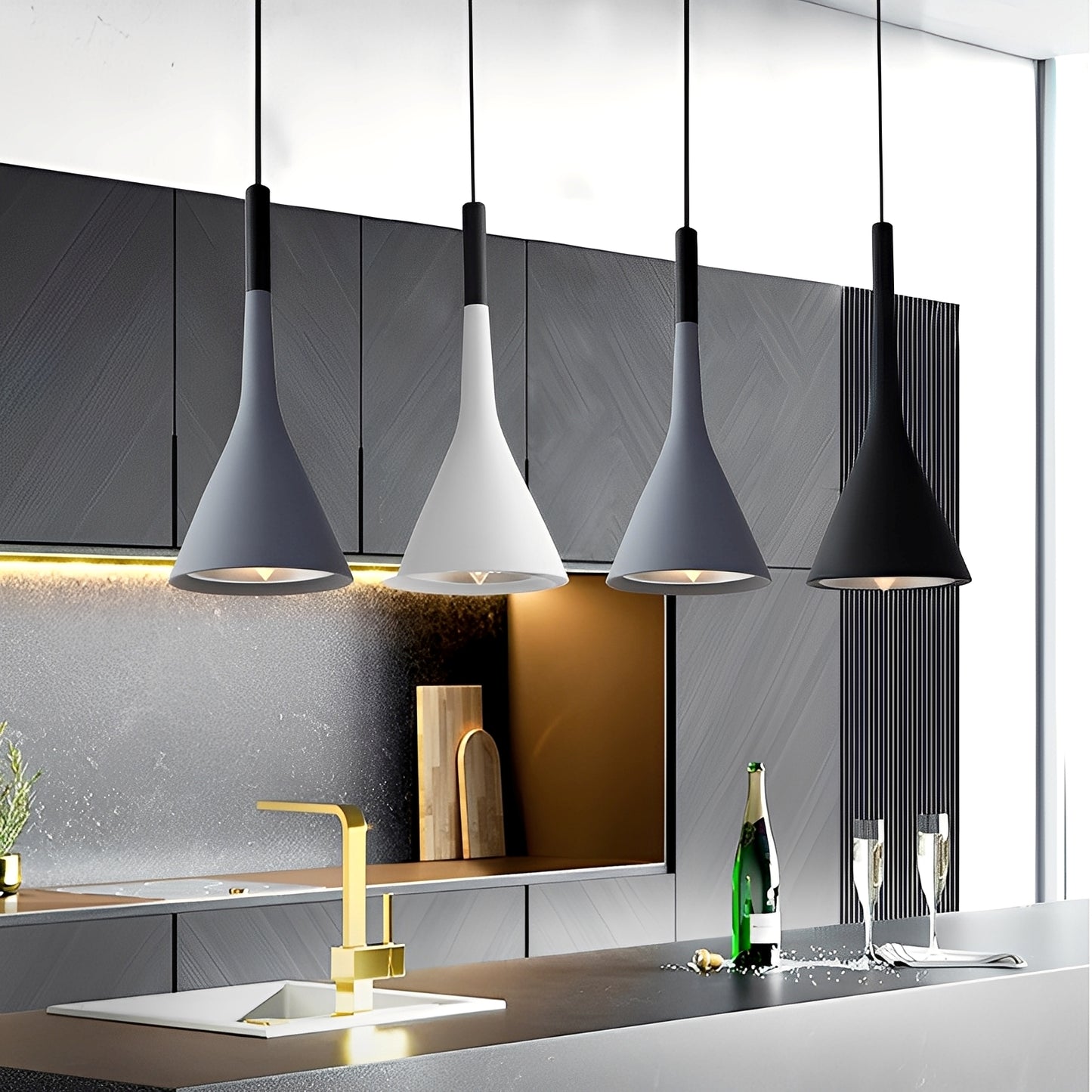 Arashi – Moderne Aluminium-Horn-Hängelampe