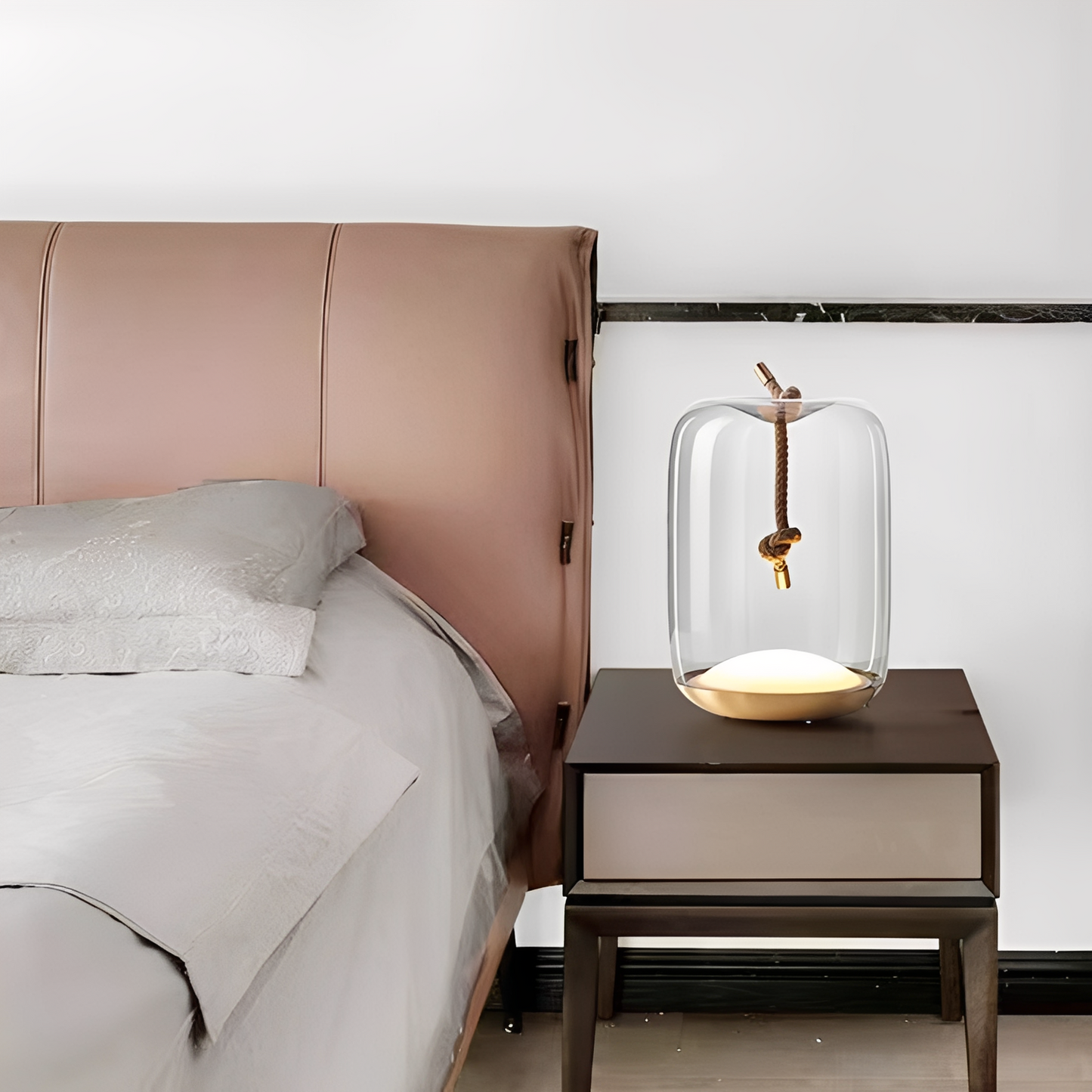 Mario – Moderne Tischlampe