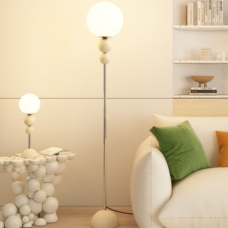 Clavel – Moderne Stehlampe