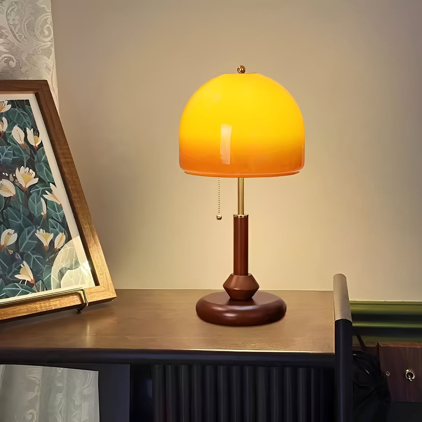 Nori – Vintage Tischlampe im französischen Stil