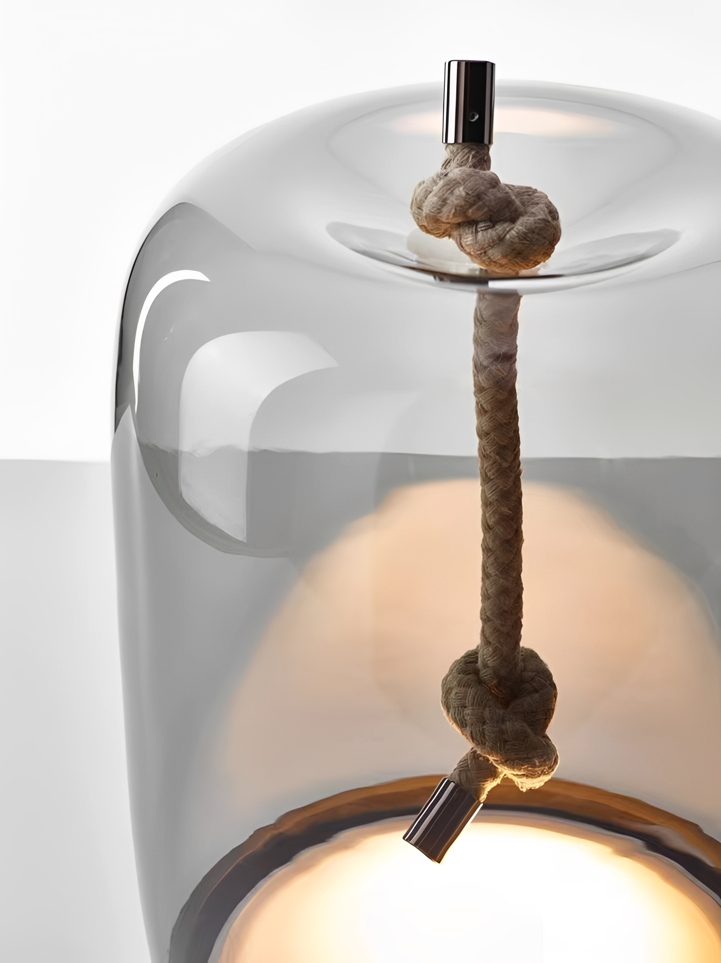 Mario – Moderne Tischlampe