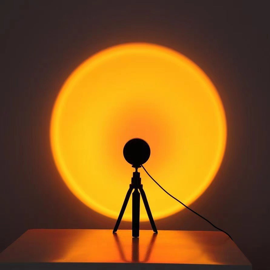 Solenne – Sunset Atmosphärenlampe mit Octopus-Stativ