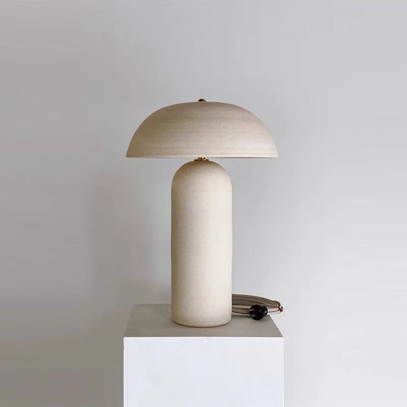 Robi – Kreative Wabi-Sabi Tischlampe