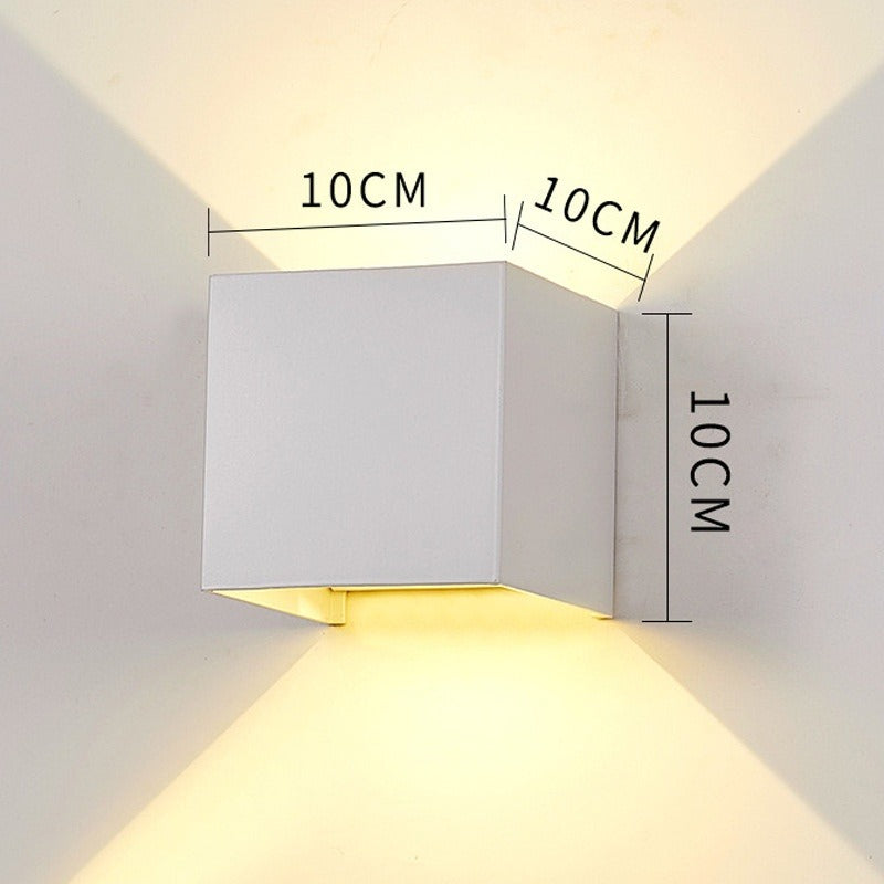 Laika – Wasserdichte Quadrat LED Wandleuchte