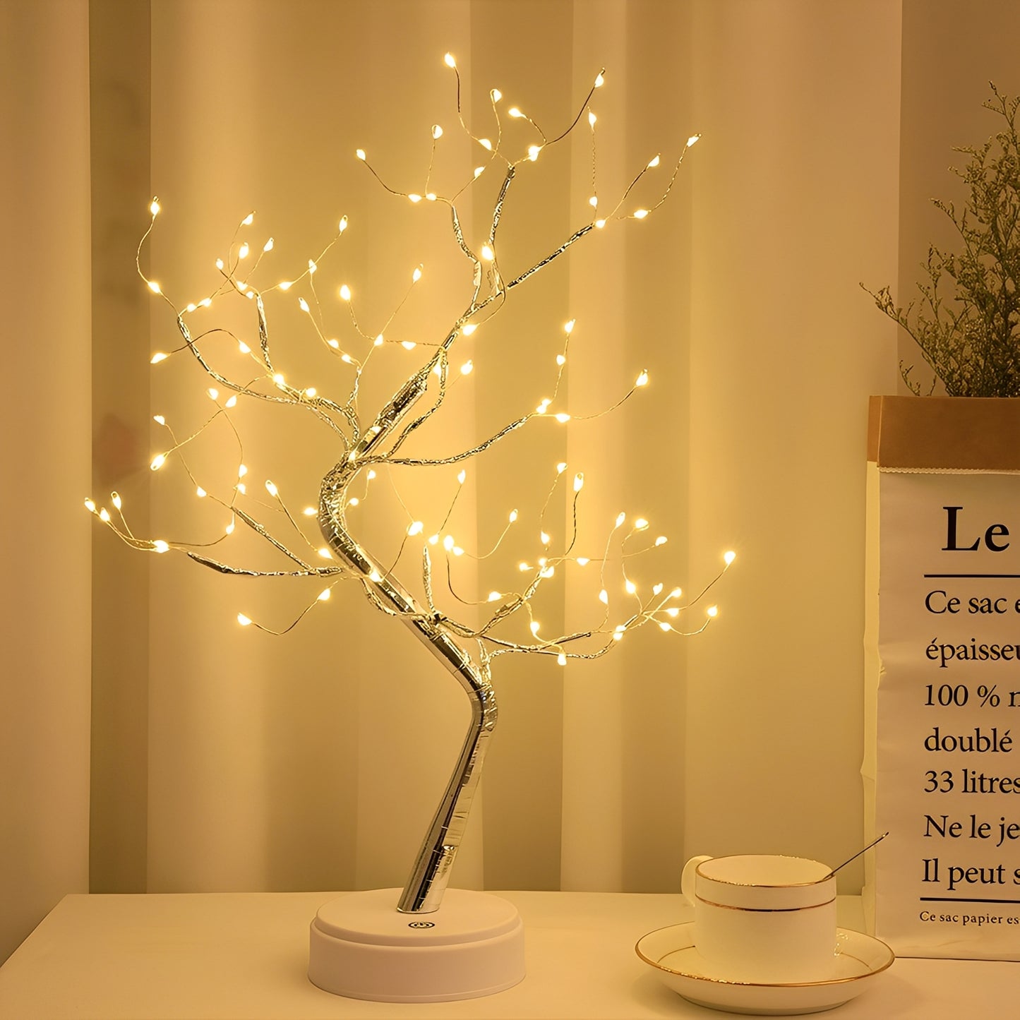 Stella – Farbwechselnde LED-Baumlampe