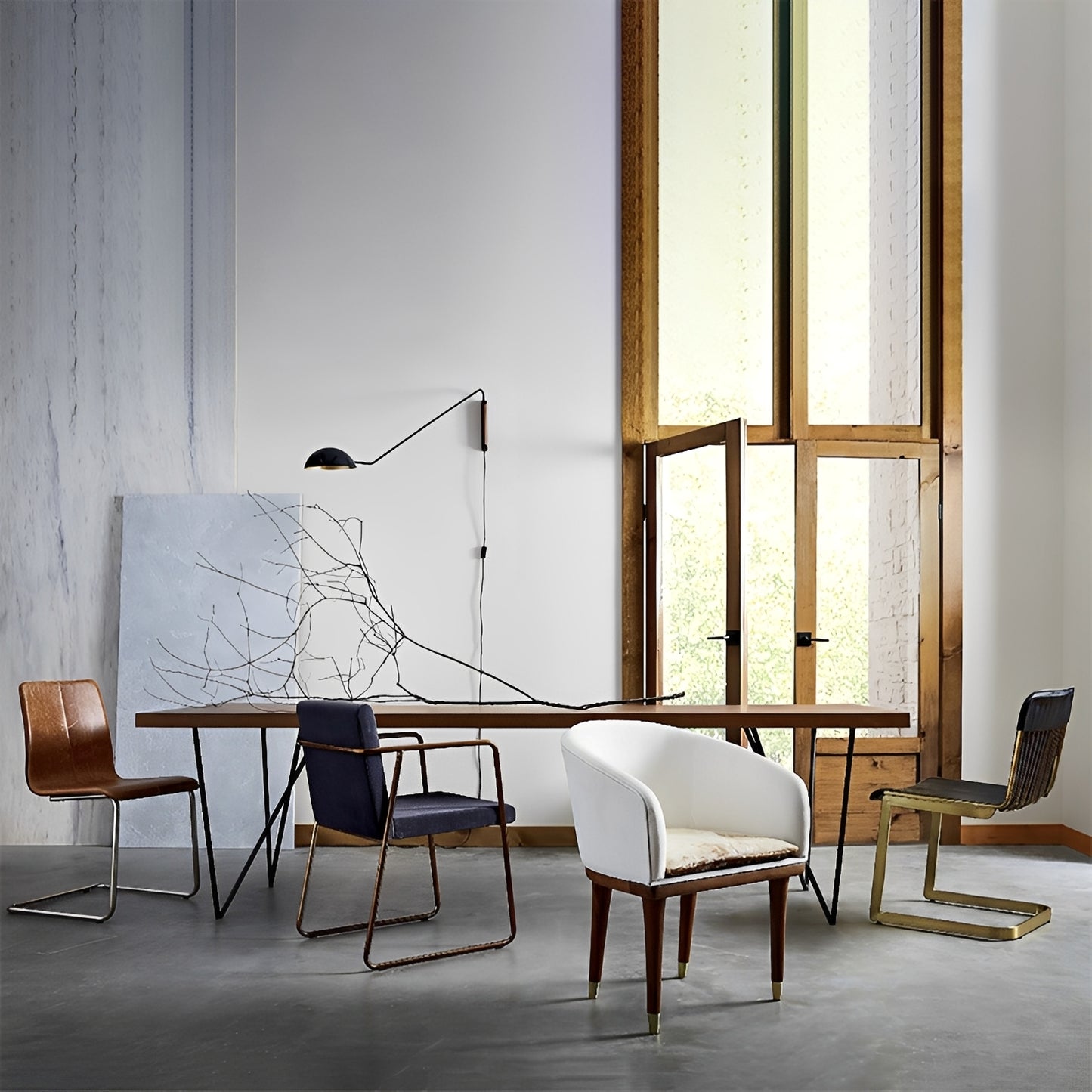 Petra – Designer Wandlampe in Blütenblattform