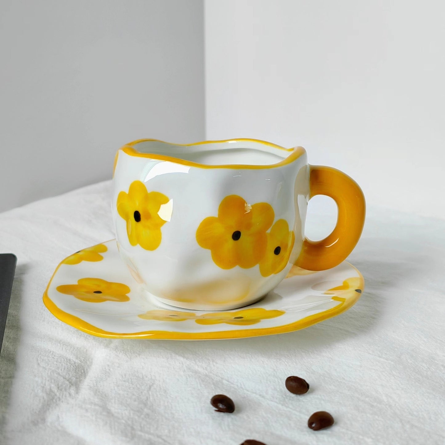 Arielle – Retro Herz Hand Pinch Kaffeetasse