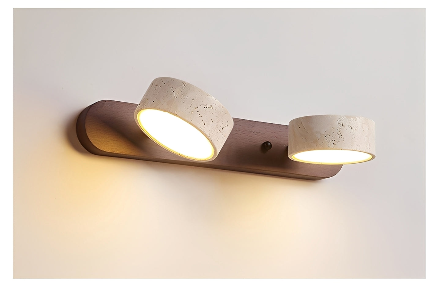 Naomi – LED-Spiegelleuchte aus Holz & Stein