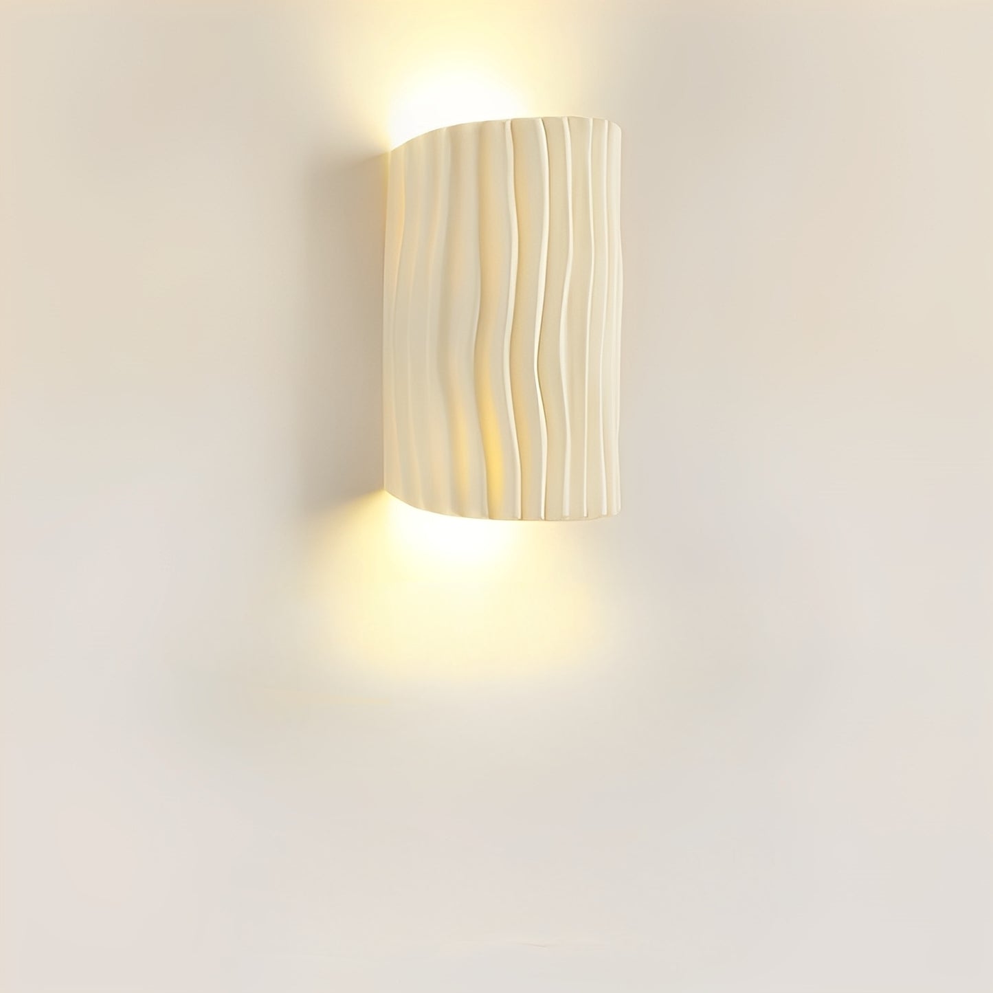 Celine – Faltige Wandleuchte