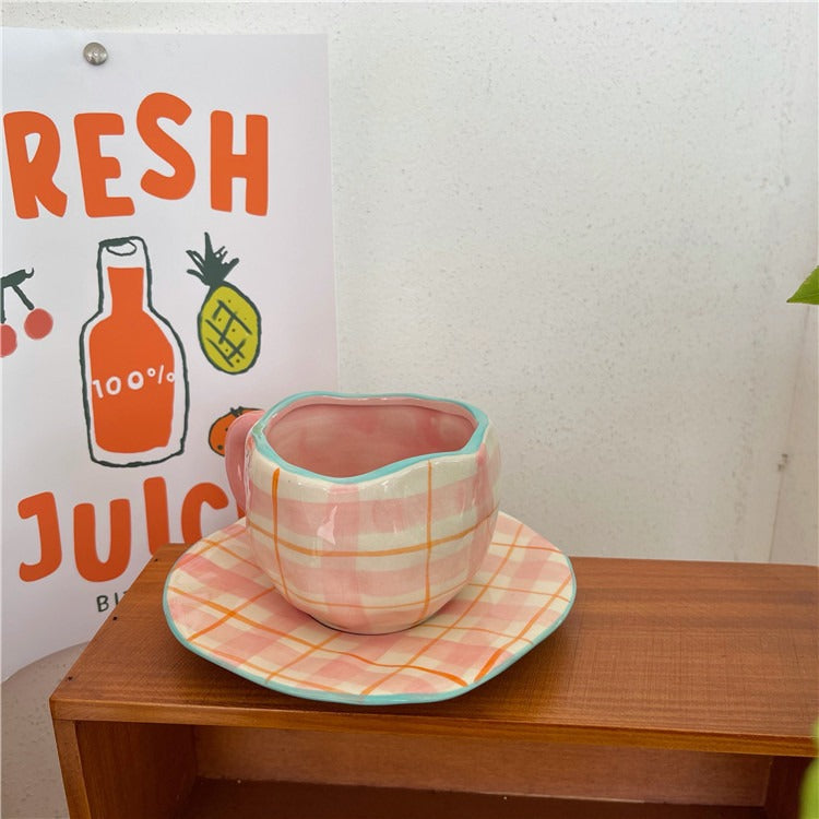 Arielle – Retro Herz Hand Pinch Kaffeetasse