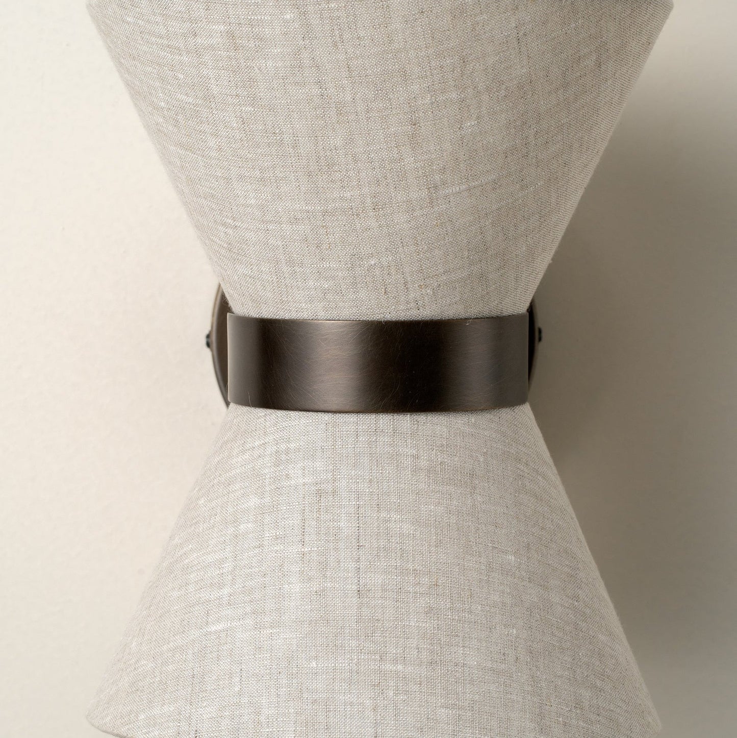 Kaori – Schlichte Wandleuchte
