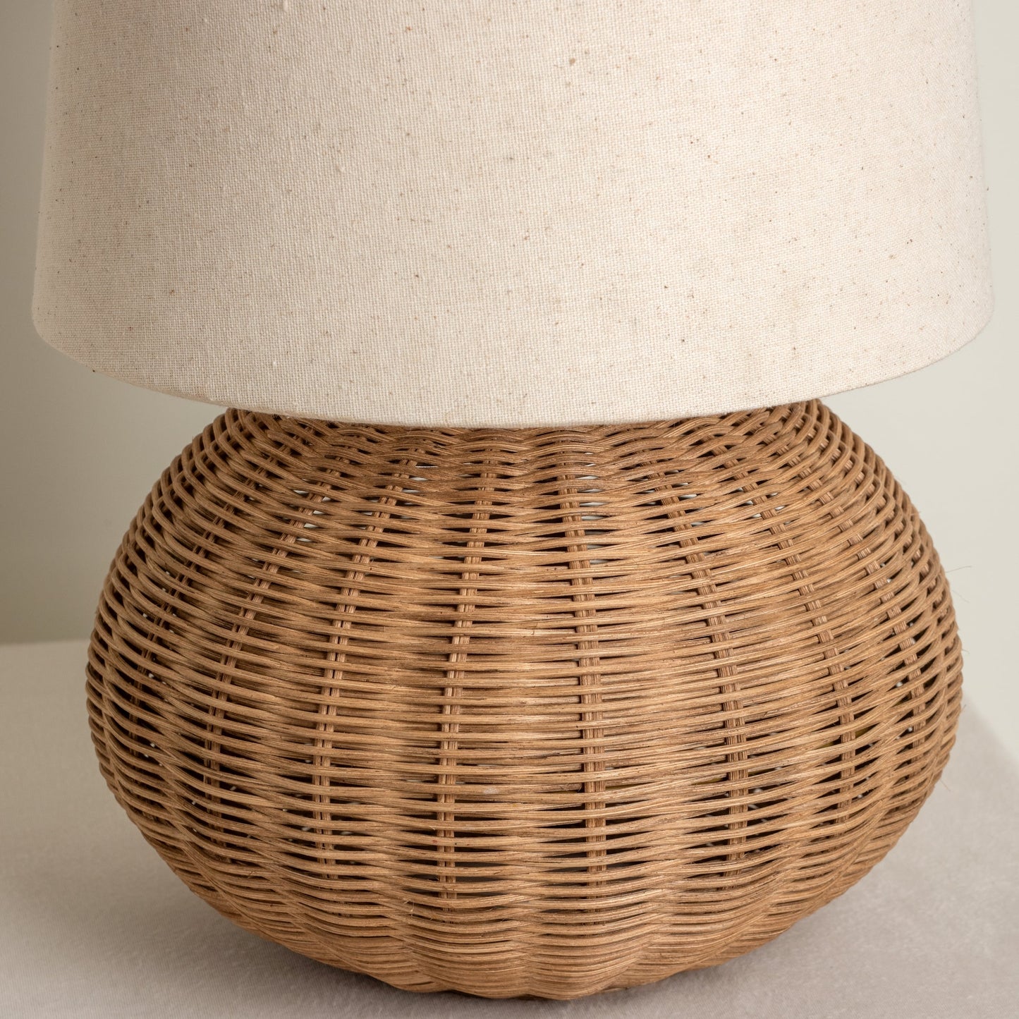 Marlowe – Wabi-Sabi Retro Tischleuchte