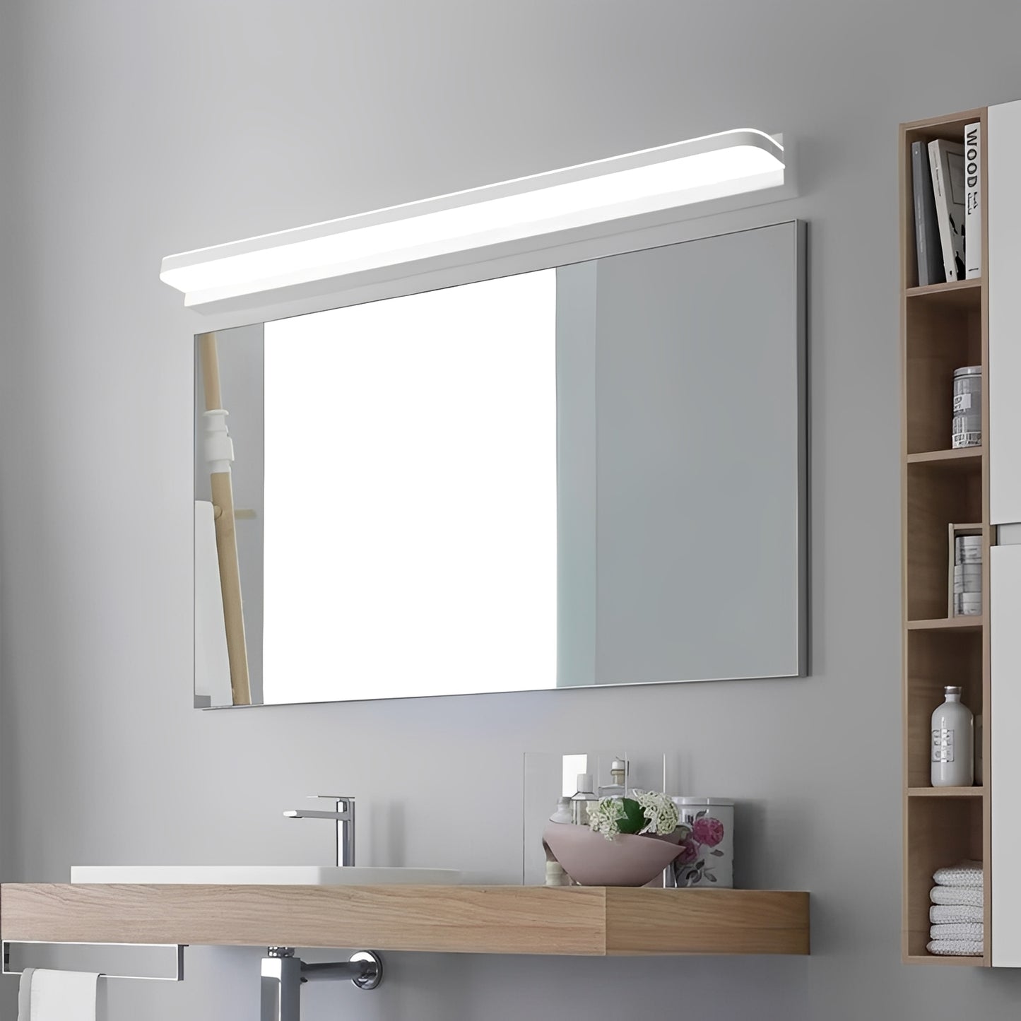 Alonso – Schlanke LED-Wandleuchte