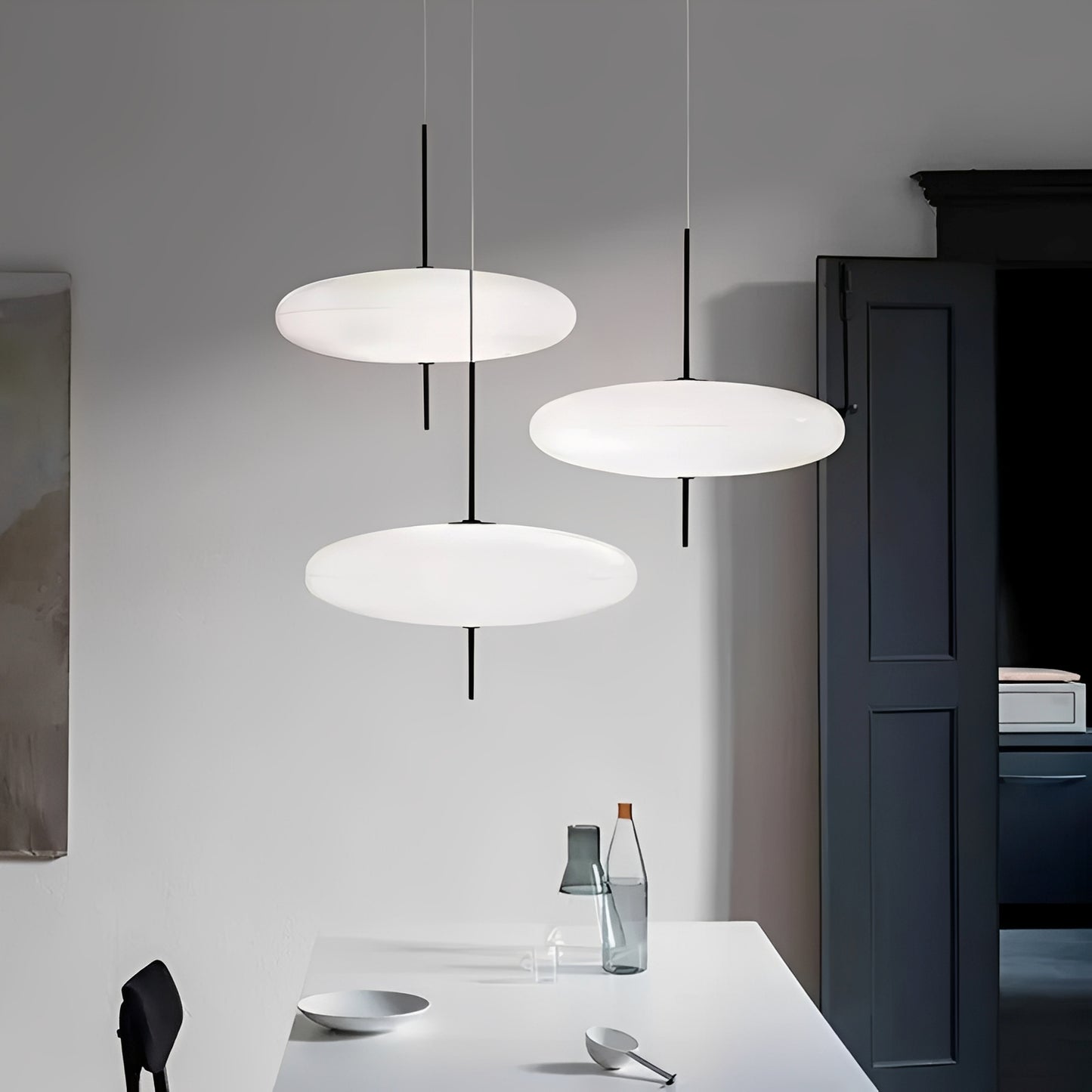 Orion – Moderne Minimalistische UFO-Pendelleuchte