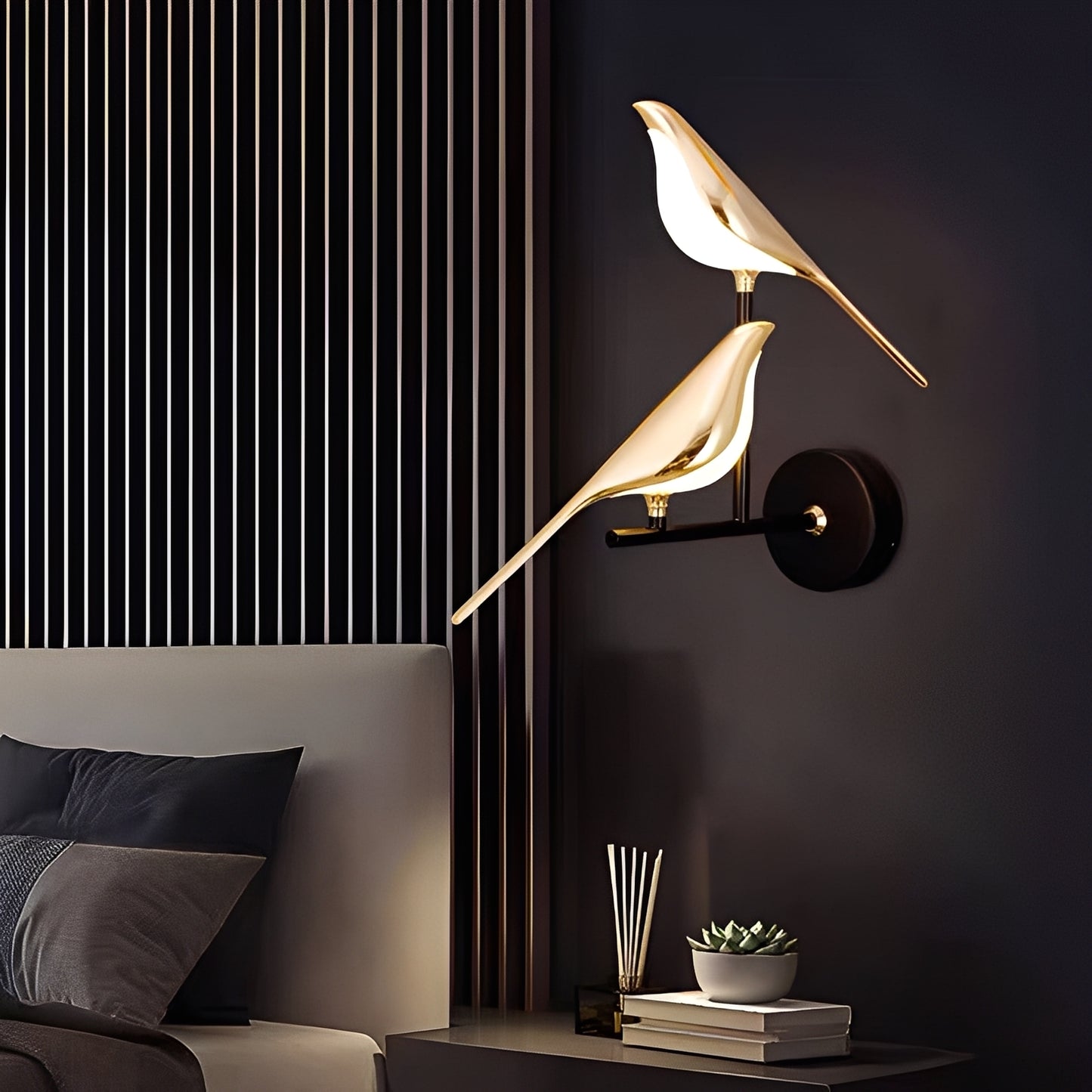 Amira – Kreative Wandleuchte in Vogel-Form