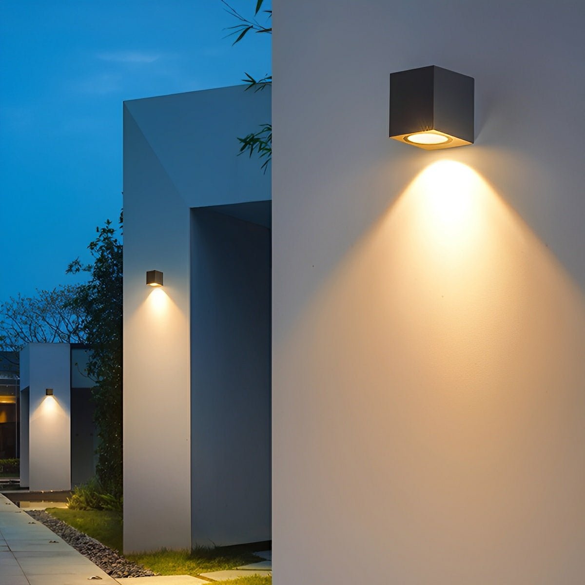 Lora – Moderne Quadratische Außen-Wand-Waschanlage