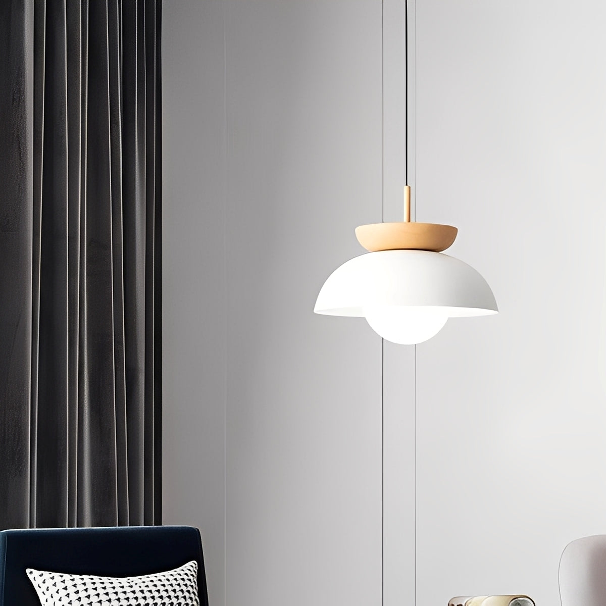 Haru – Moderne Deckenleuchte aus Eisen
