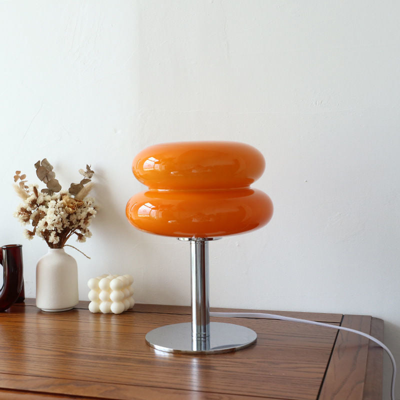 Freja – Nordische Glas-Tischlampe im Minimalistischen Design
