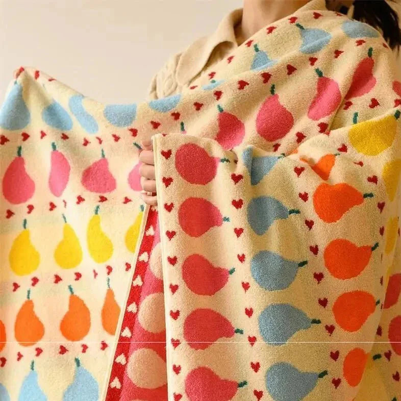 FruitTowel – Weiches Kinderhandtuch mit Birnen-Print