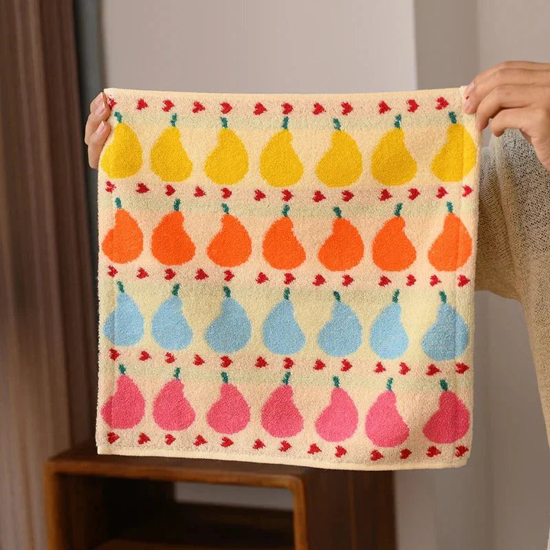 FruitTowel – Weiches Kinderhandtuch mit Birnen-Print