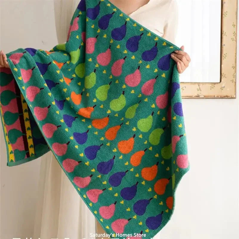 FruitTowel – Weiches Kinderhandtuch mit Birnen-Print