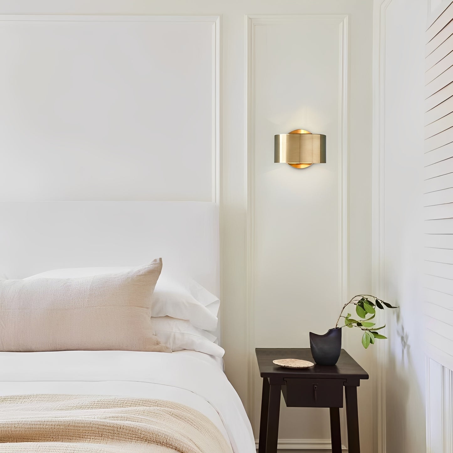 Kurapika – Moderne Goldene Wandlampe