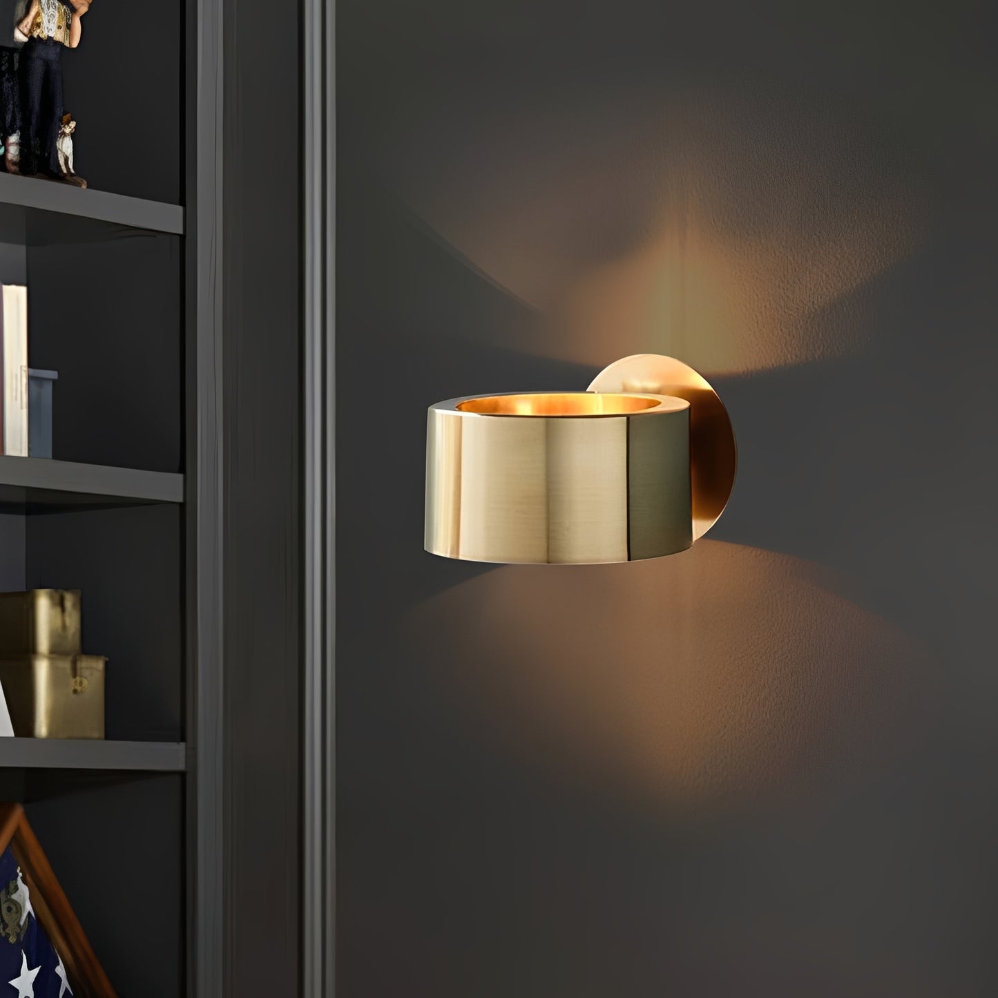Kurapika – Moderne Goldene Wandlampe