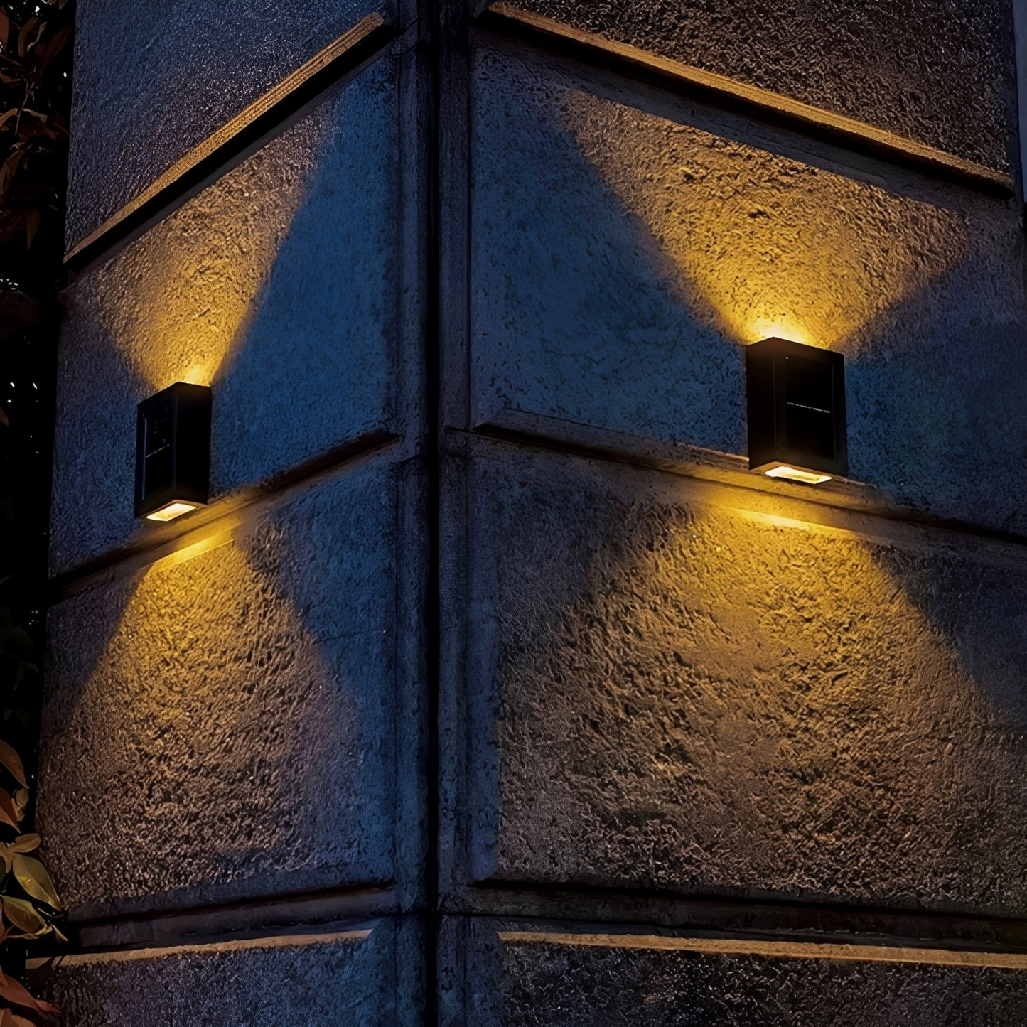 Lena – Solarbetriebene LED-Wandlampe